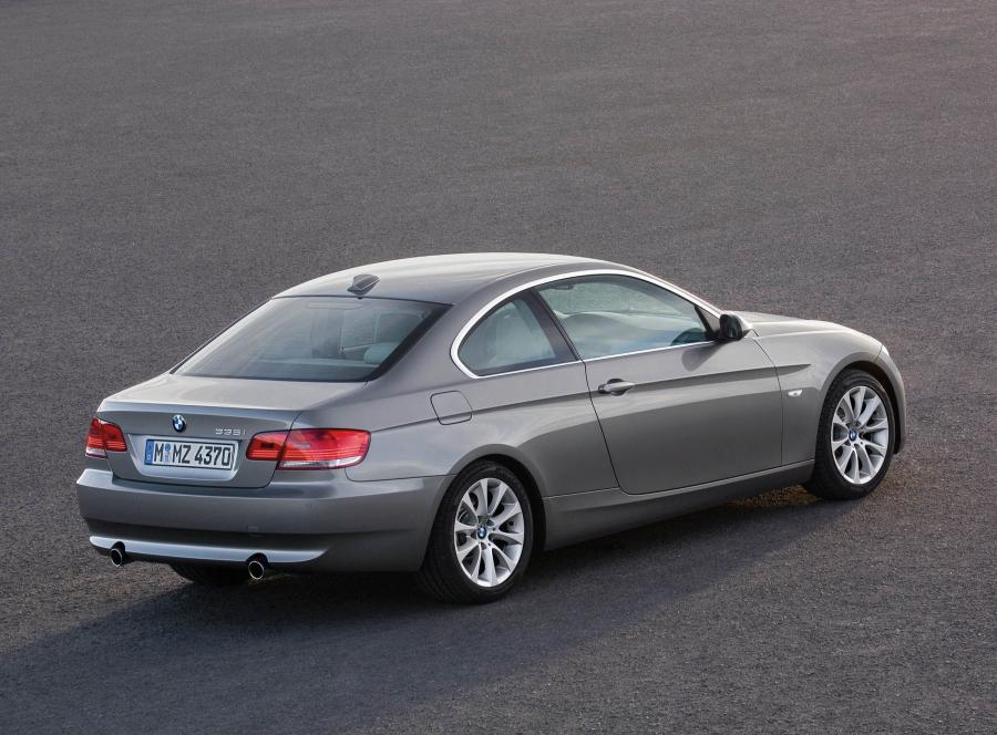  BMW 3-Series Coupe 2007 года  (фото 198 из 219)